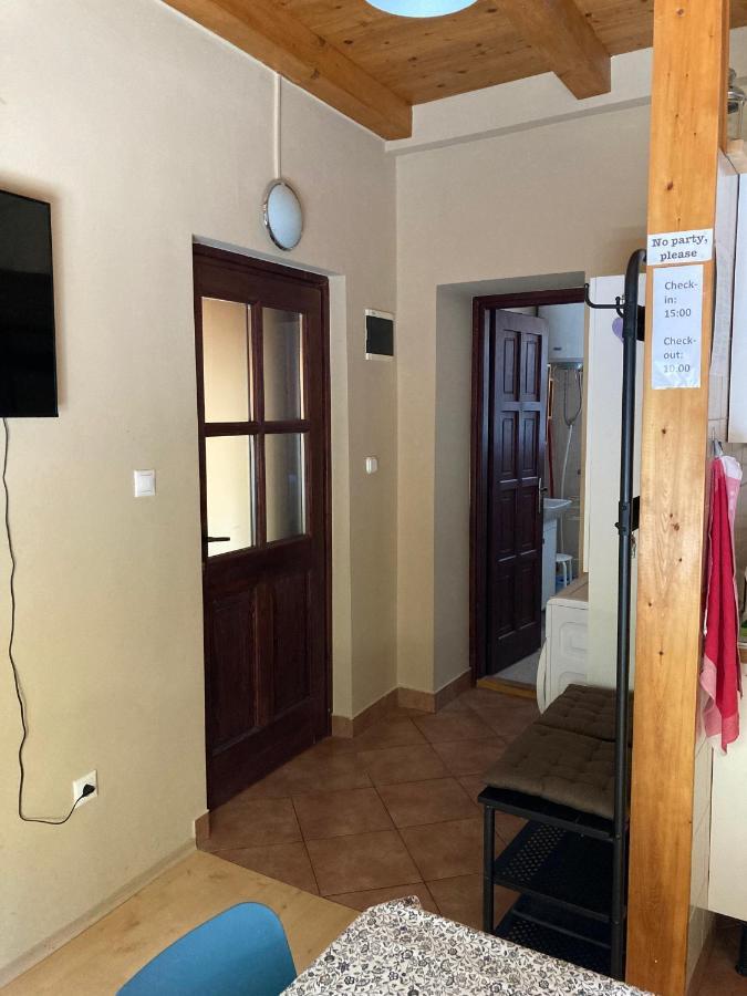 35 Vendeghaz Pecs Daire Dış mekan fotoğraf